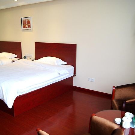 Greentree Inn Shanghai Wild Zoo Dachuan Freeway Express Hotel Экстерьер фото